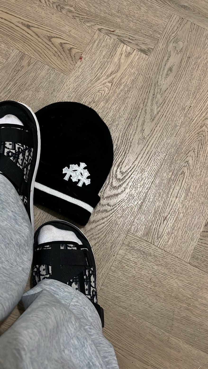 ‘RTS’ LOGO BEANIE